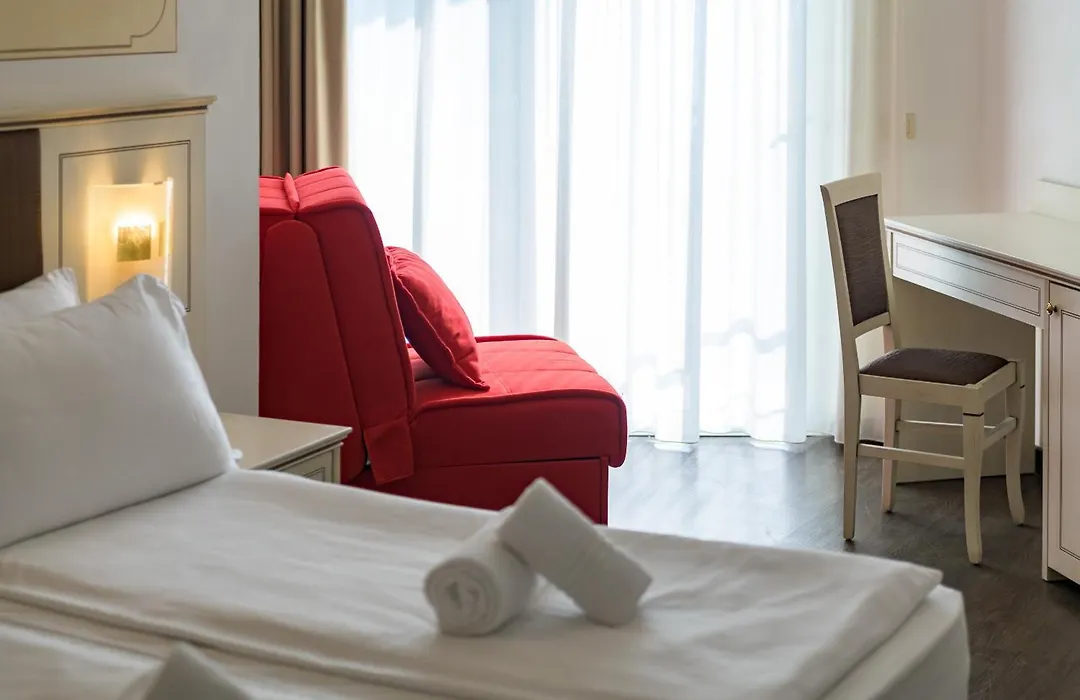 Hotel Sogno del Benaco-1
