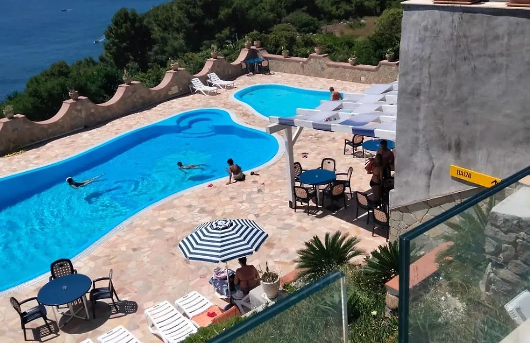 Hotel Diana-1