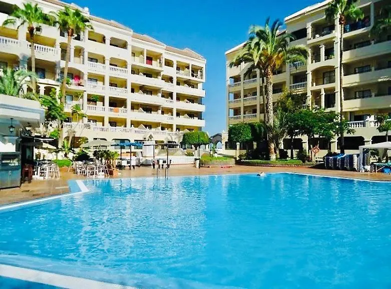 Apartamento Castle Harbour-1