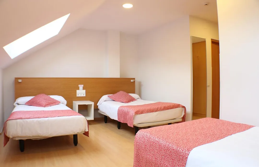 Hotel Picos De Europa-1