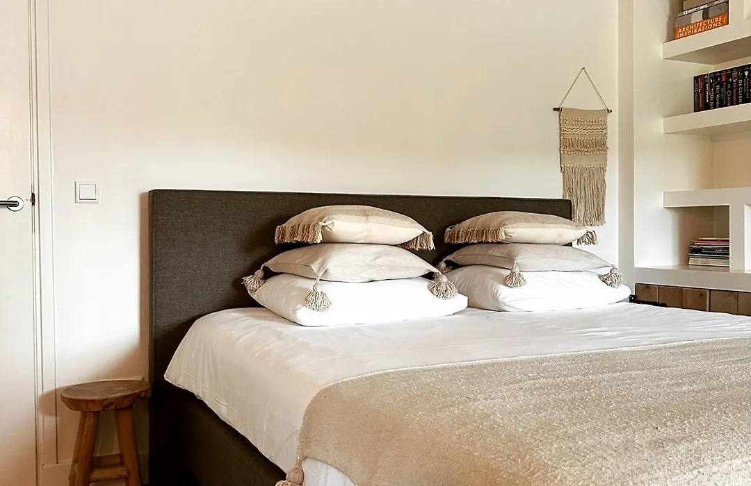 B&B No. 42-1