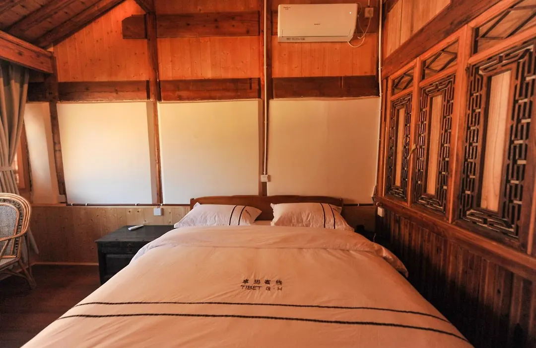 Tibet Guest House 虎跳峡卓玛客栈-1