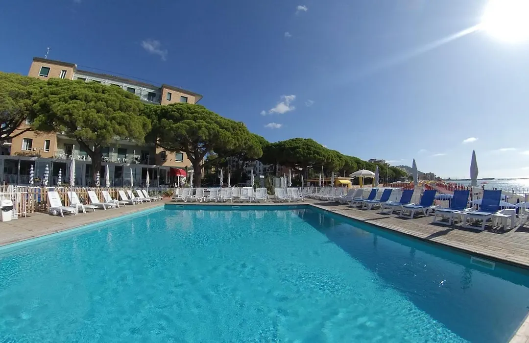 Hotel Mayola Mhotelsgroup-1