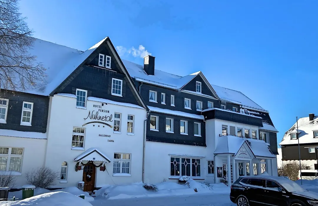Hotel Nuhnetal-1