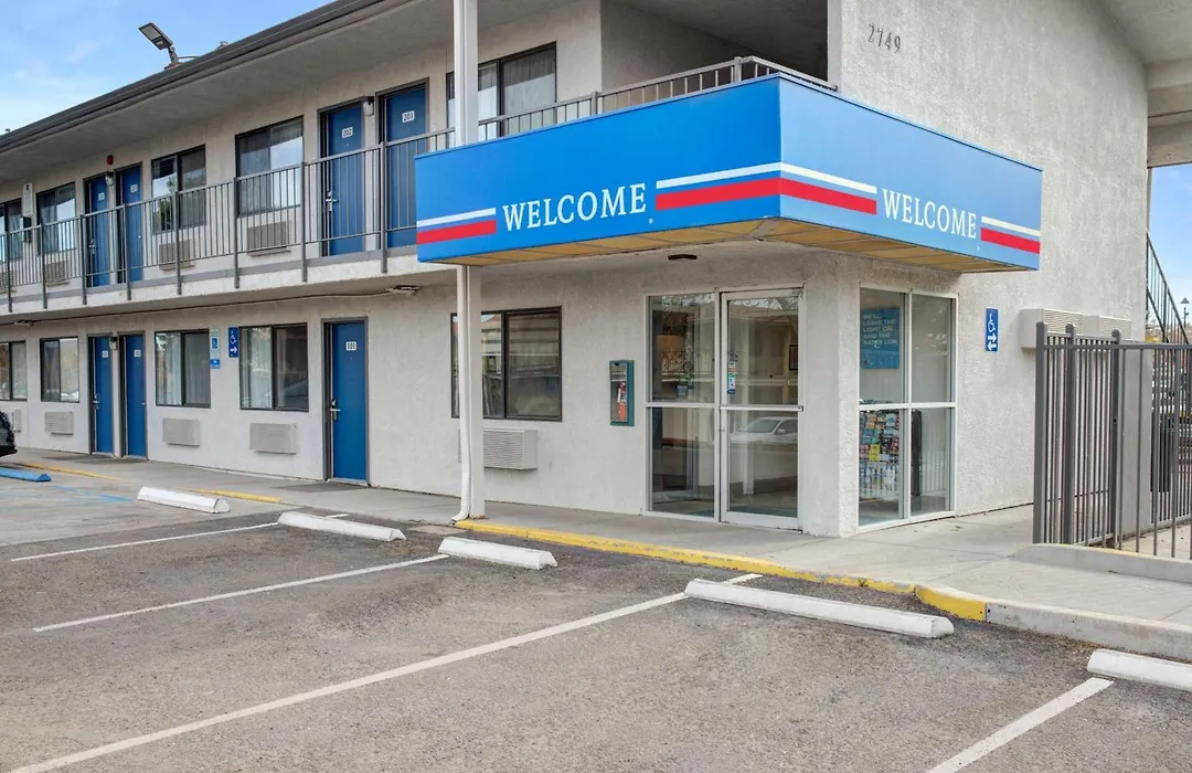 Motel 6-Carson City, Nv-1