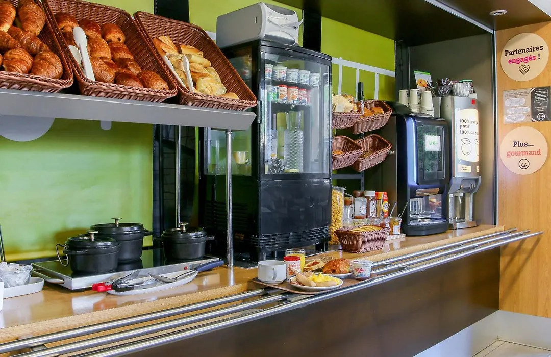 B&B HOTEL Fréjus Roquebrune-sur-Argens-1