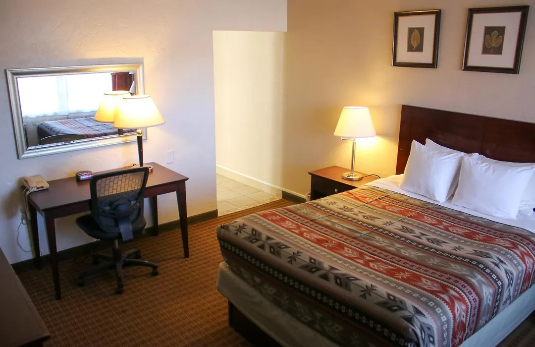 The Classic Desert Aire Hotel-1