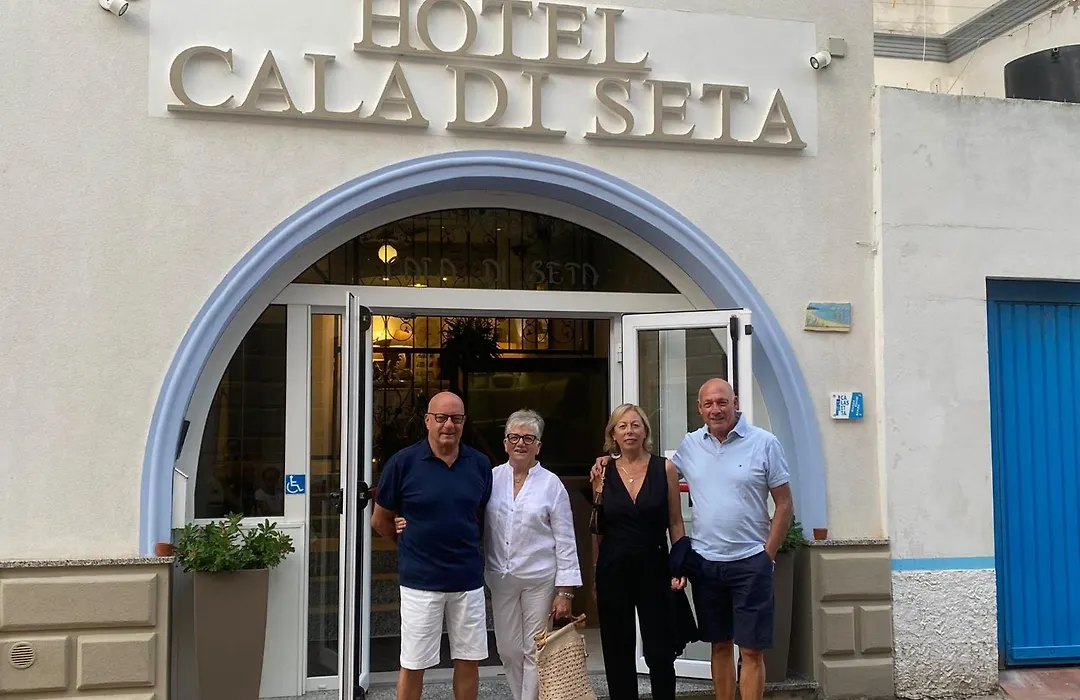 Hotel Cala Di Seta-1