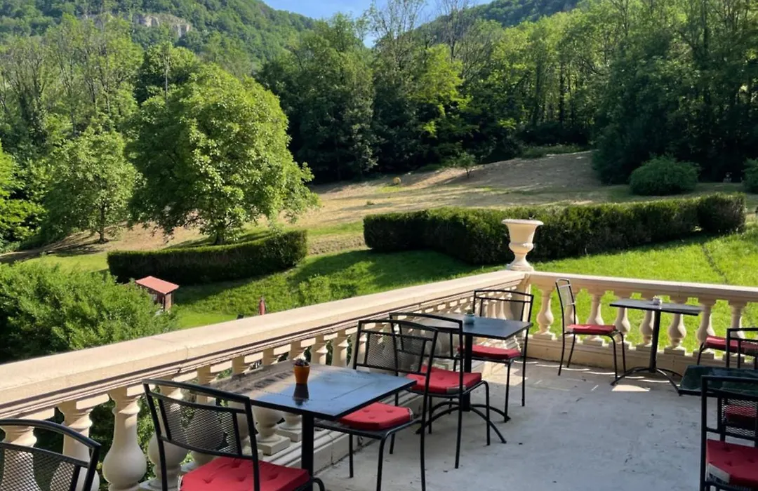 Domaine Du Moulin Vallée Heureuse-1