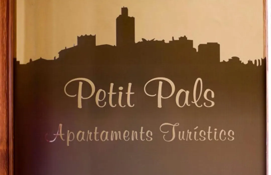 Petit Pals-1