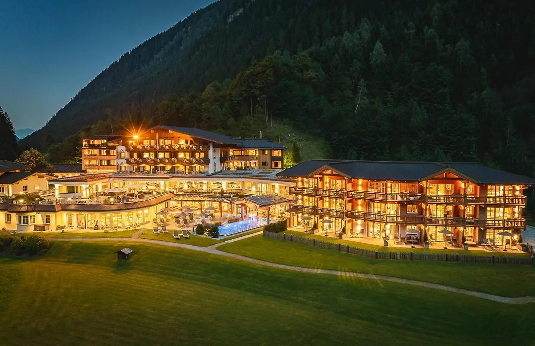 Living & Spa Vitalhotel Edelweiss-1