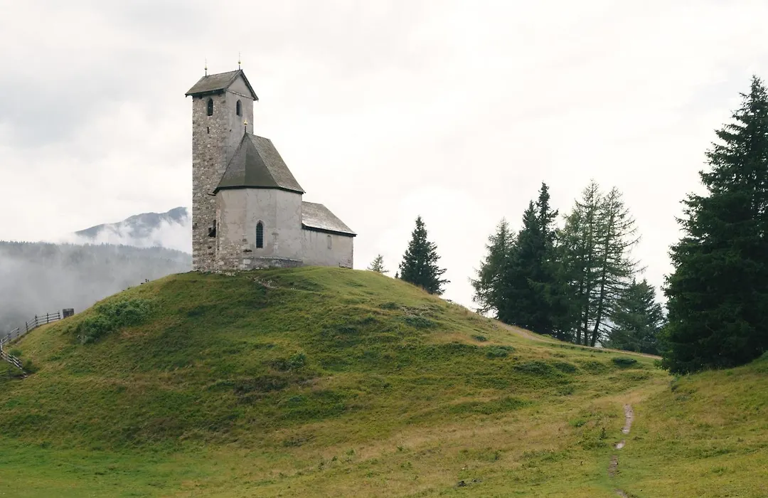Vigilius Mountain Resort-1