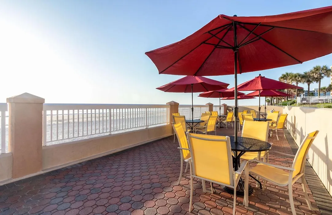 Hampton Inn Daytona Shores-Oceanfront-1