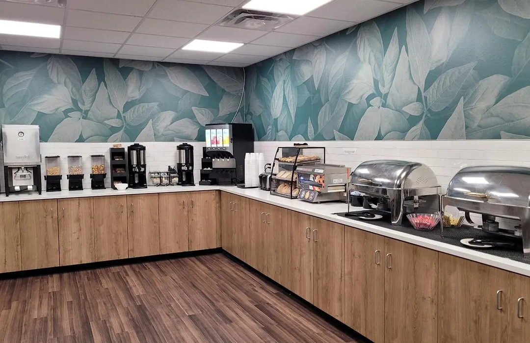 Everspring Inn And Suites-1