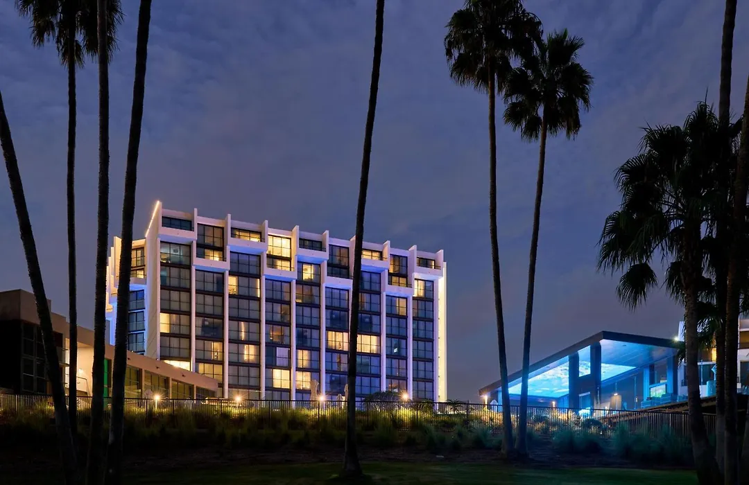 Vea Newport Beach, A Marriott Resort & Spa-1