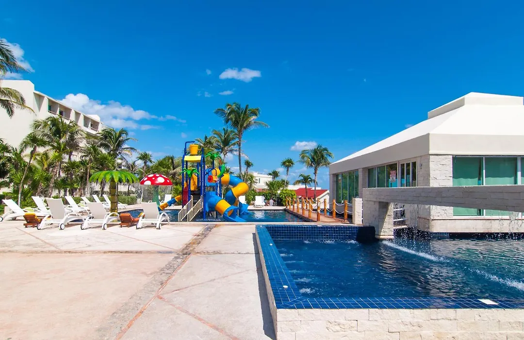 Solymar Condo Beach Resort By Casago-1