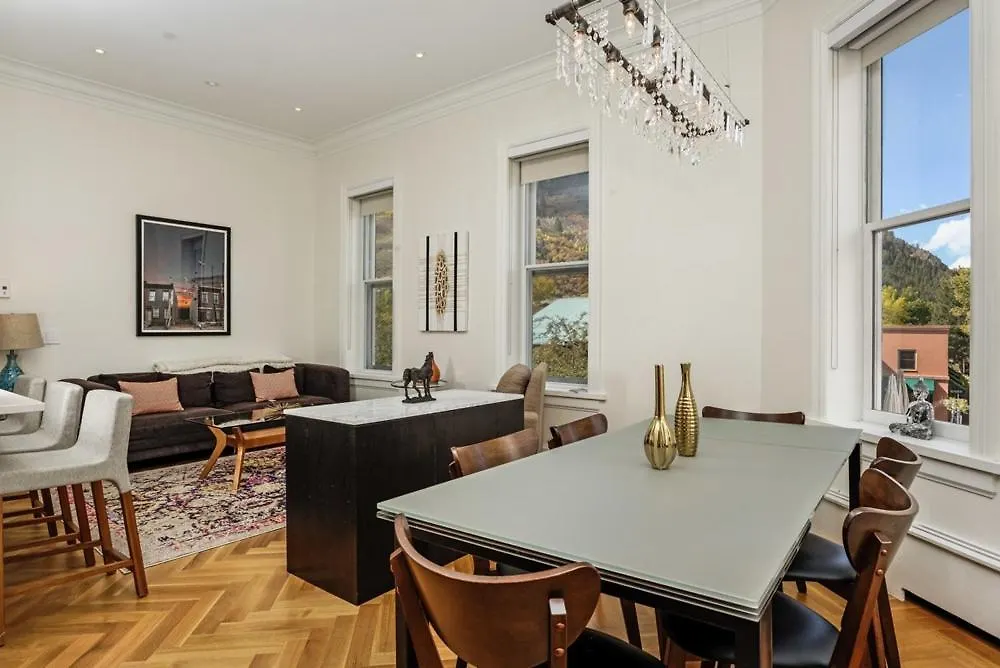Independence Square 203, Stunning Suite W/ Great Views Of Downtown Aspen-1