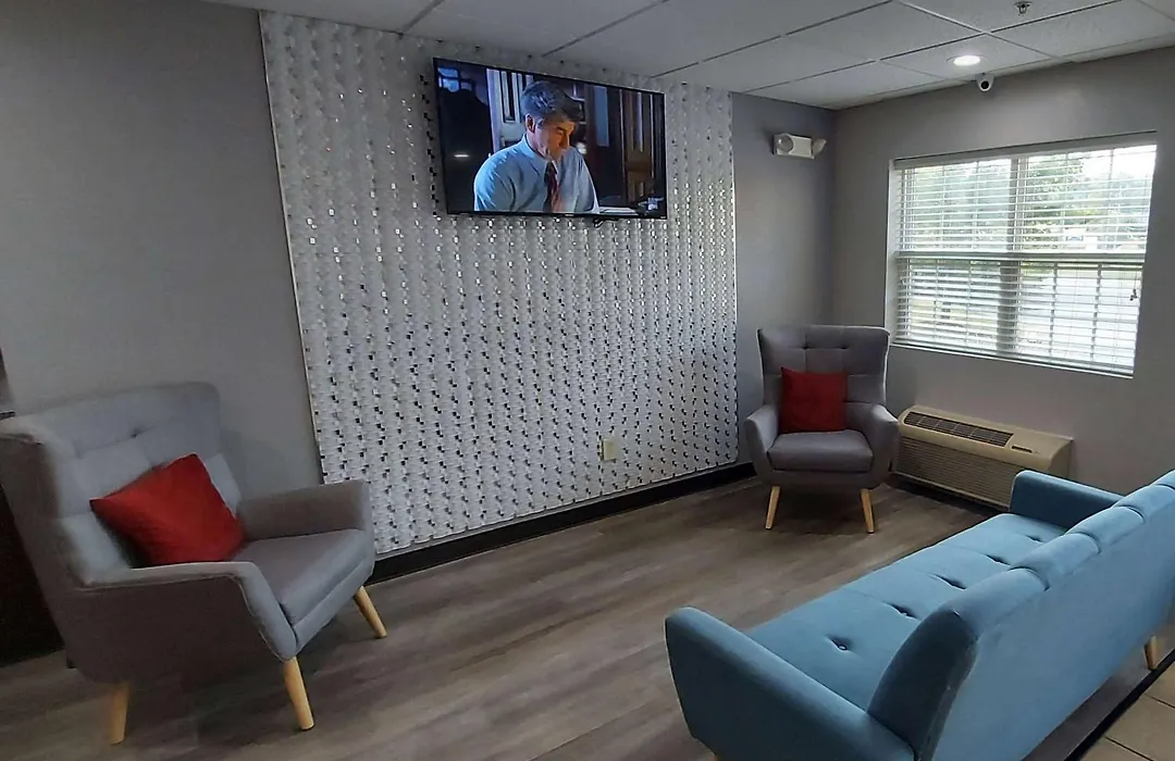 Microtel Inn & Suites By Wyndham Hoover/Birmingham-1