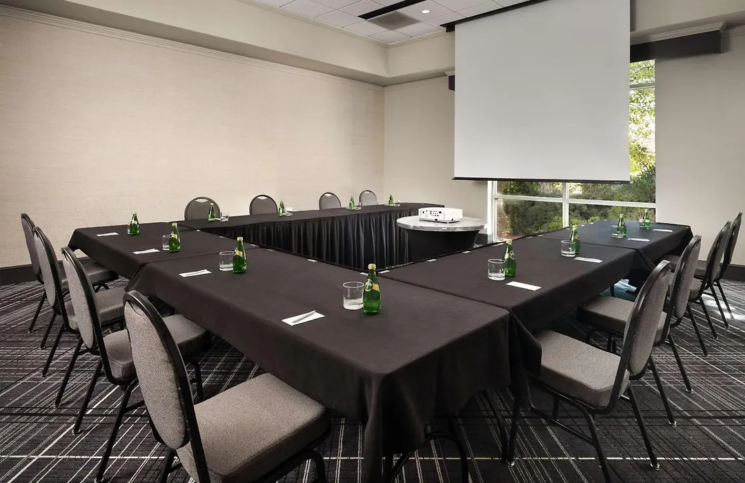 Hilton Charlotte Airport Hotel-1