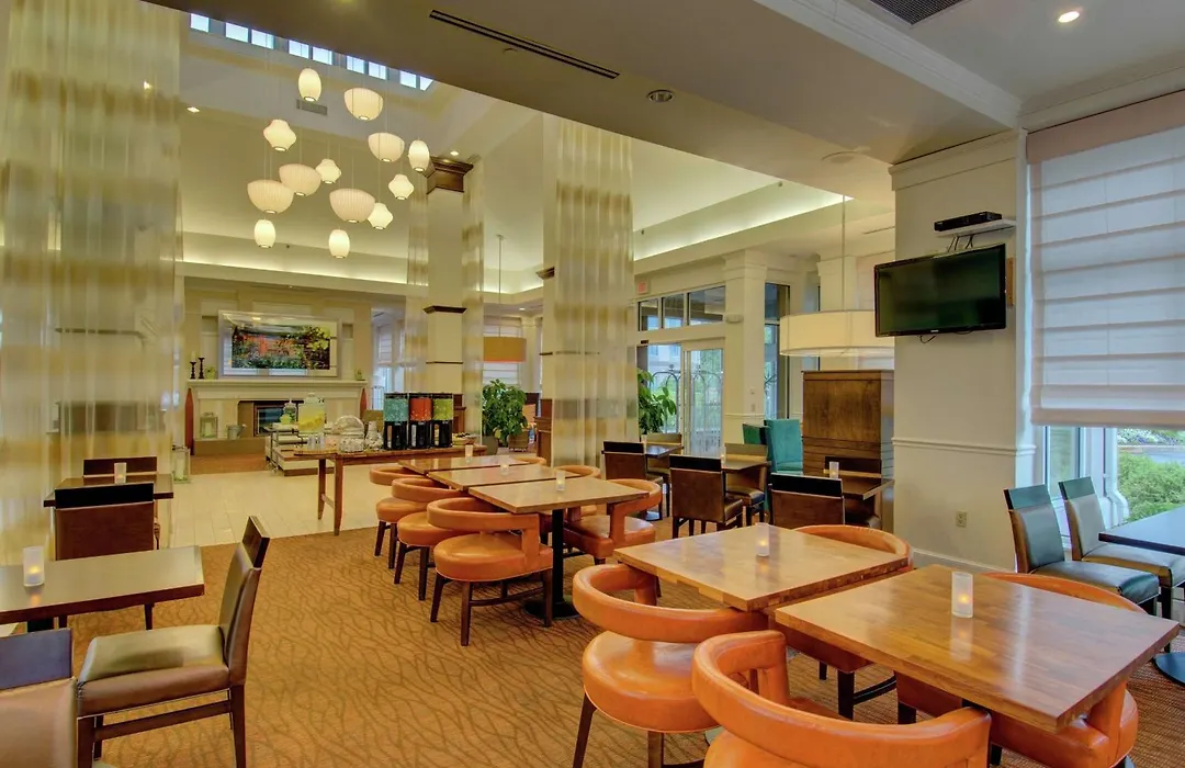 Hilton Garden Inn Norwalk-1