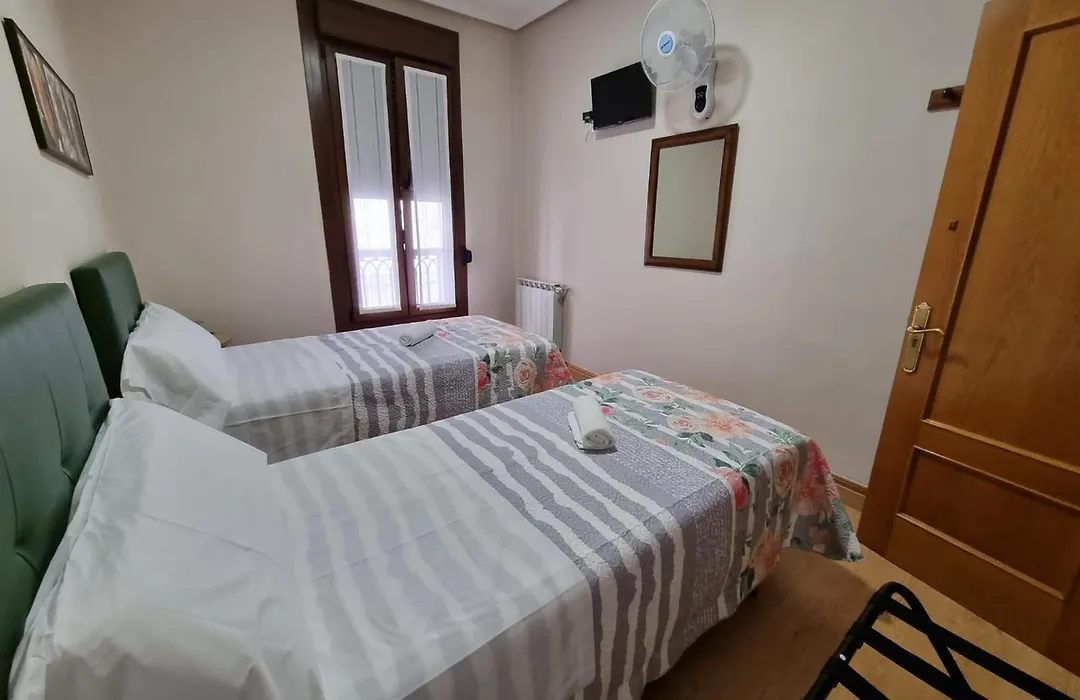 Pension Loinaz-1