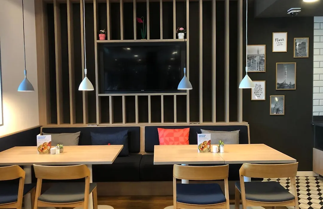 Holiday Inn Express Munich - Olympiapark By Ihg-1