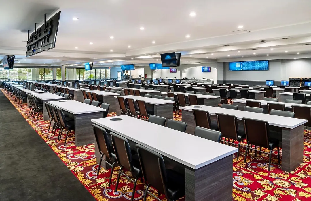 The Edgewater Hotel And Casino-1