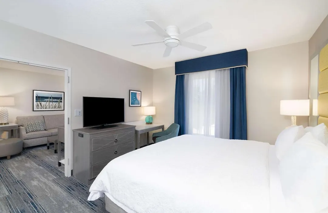 Hampton Inn & Suites Amelia Island-Historic Harbor Front-1