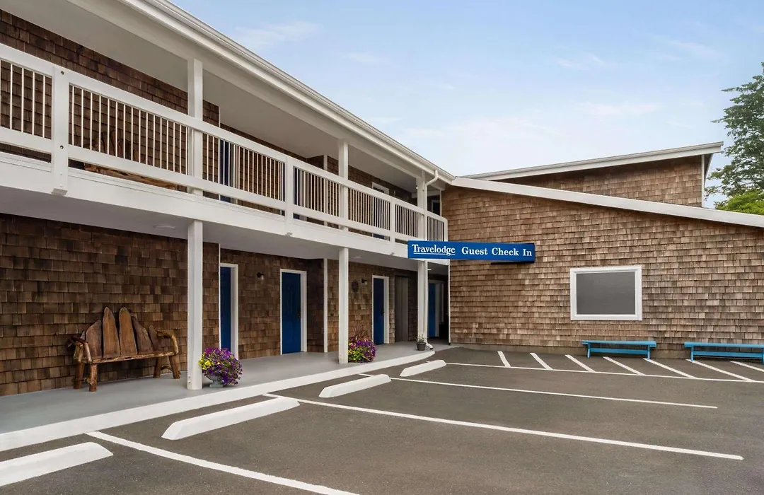 Travelodge By Wyndham Depoe Bay-1