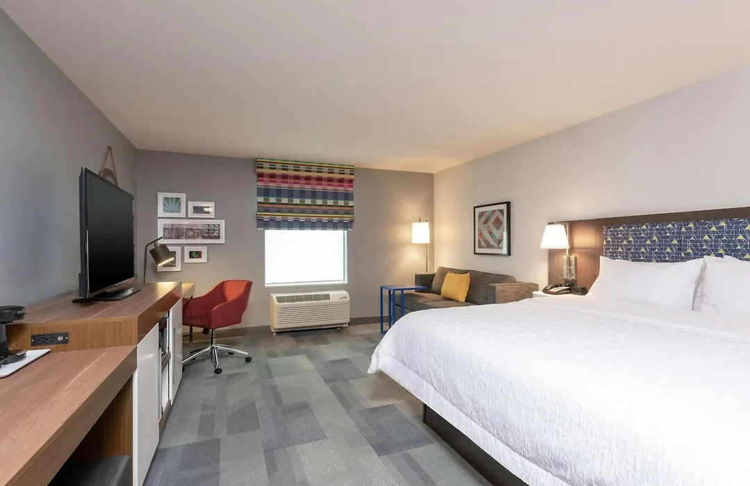 Hampton Inn & Suites Xenia Dayton-1