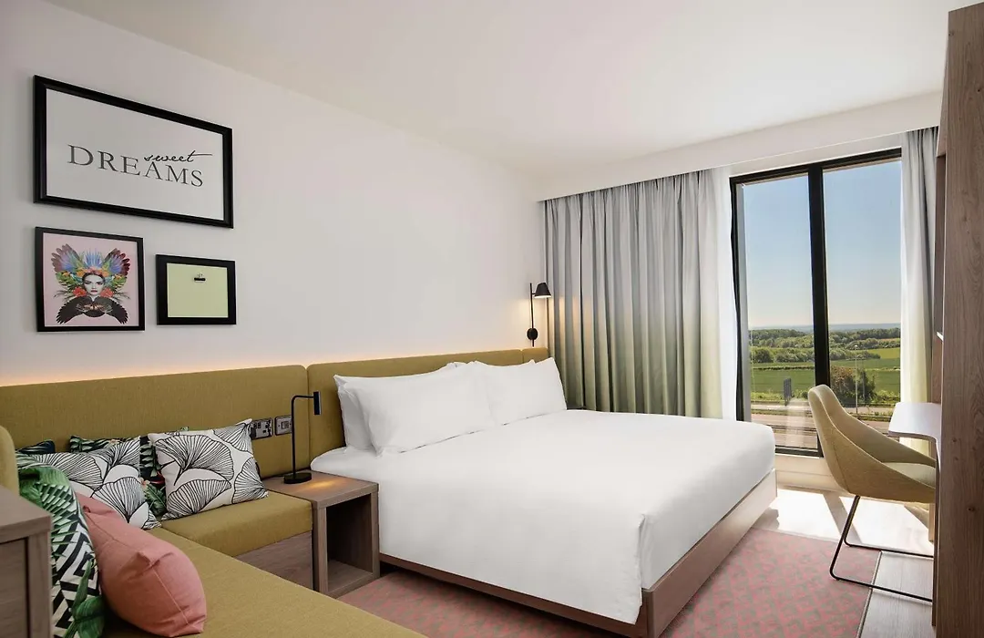 Hampton By Hilton High Wycombe-1