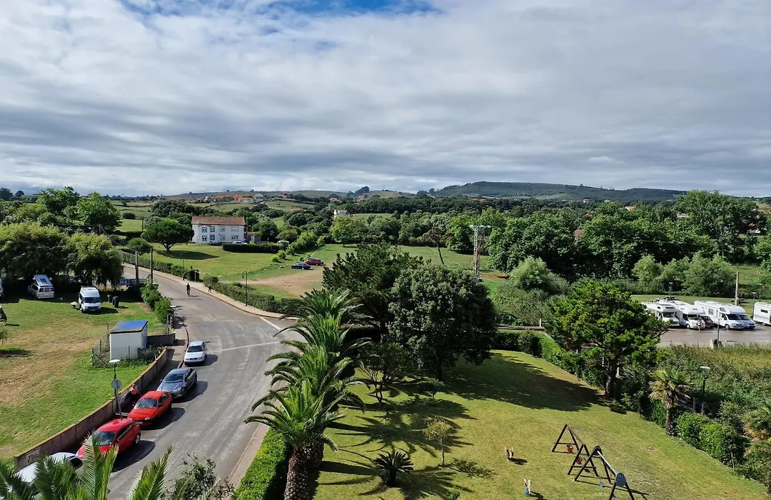 Hotel Costa de Ajo-1