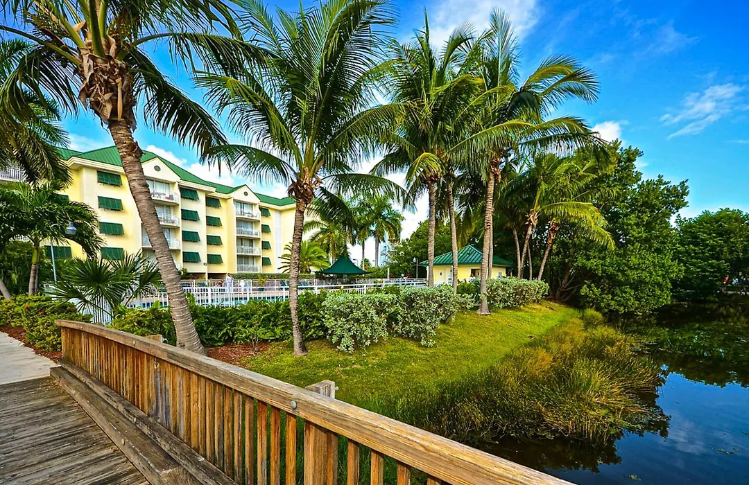 Kwss204 Sunrise Suites Barbados Suite #204-1