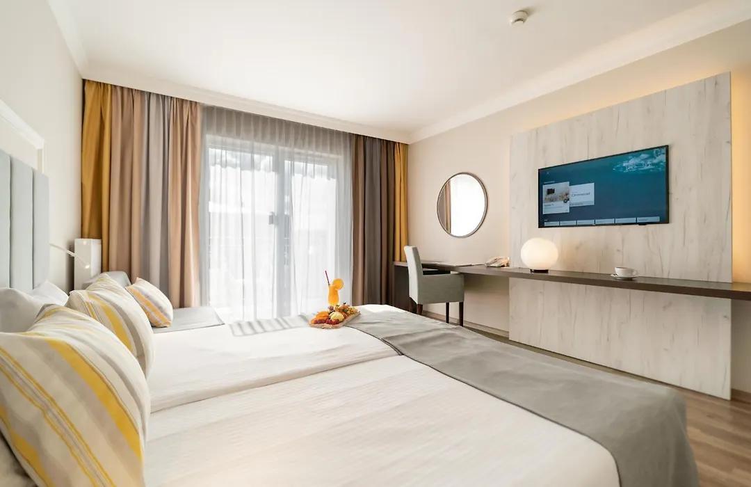 Hotel & Spa Trzy Wyspy-1