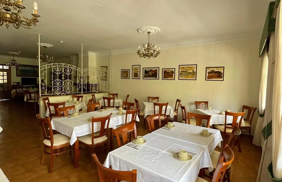 Hotel Amandi-1