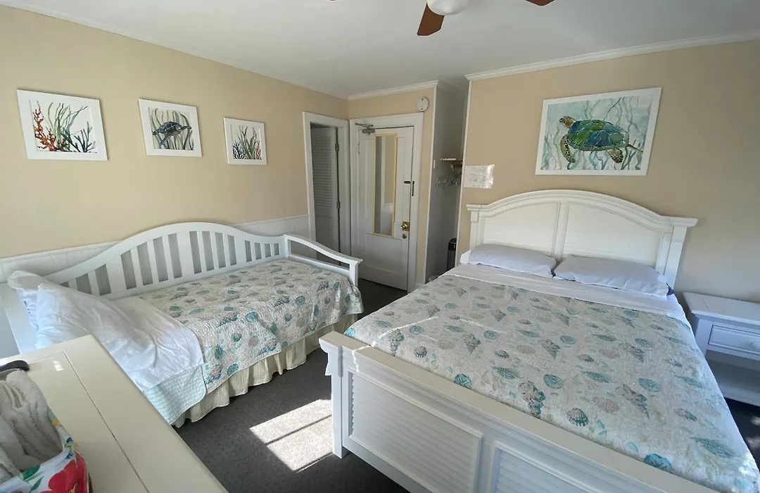 Atlantic House Bed & Breakfast-1