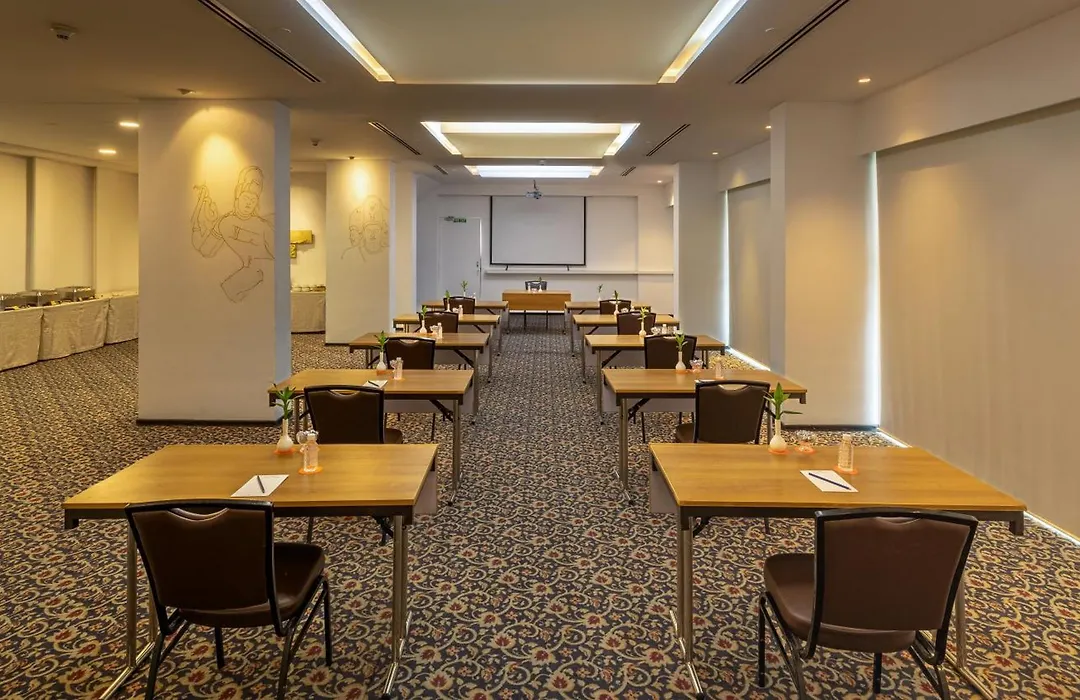 Hotel Kohinoor Elite near BKC-1