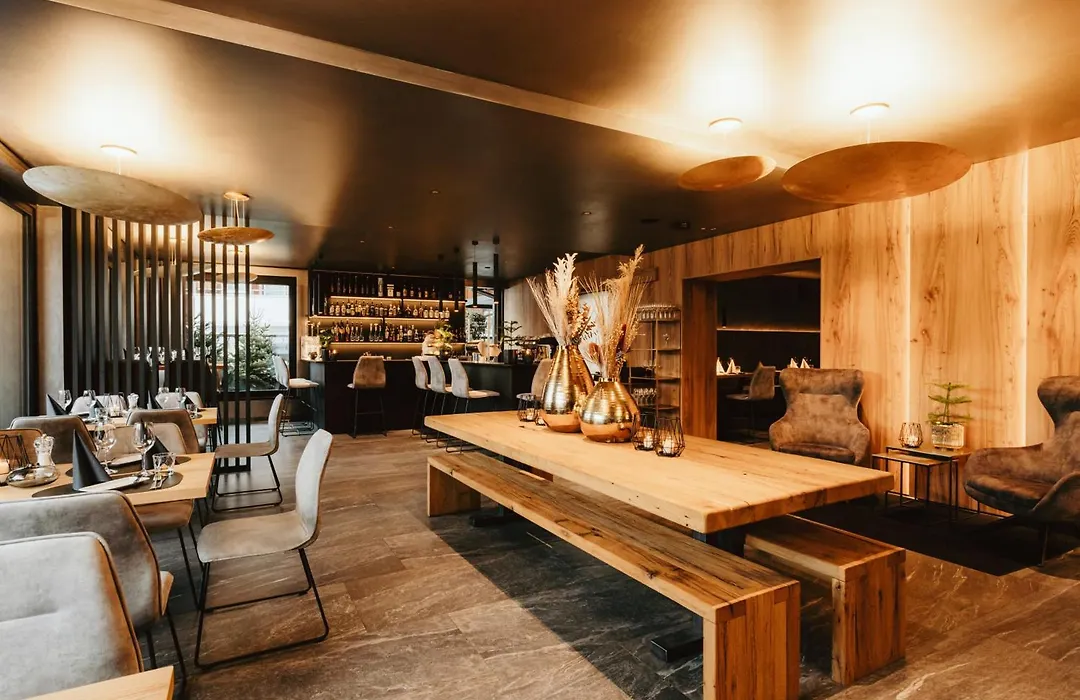 Almmonte Praeclarum Suites - Casual Boutique Hotel-1