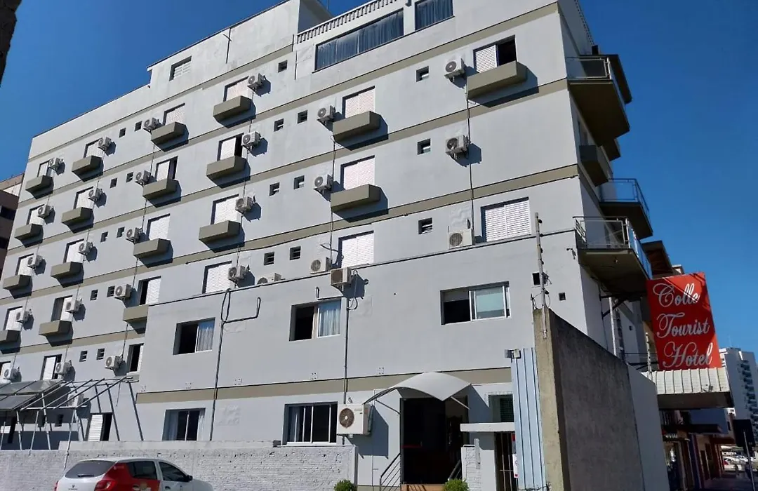 Colle Tourist Hotel Luxo-1