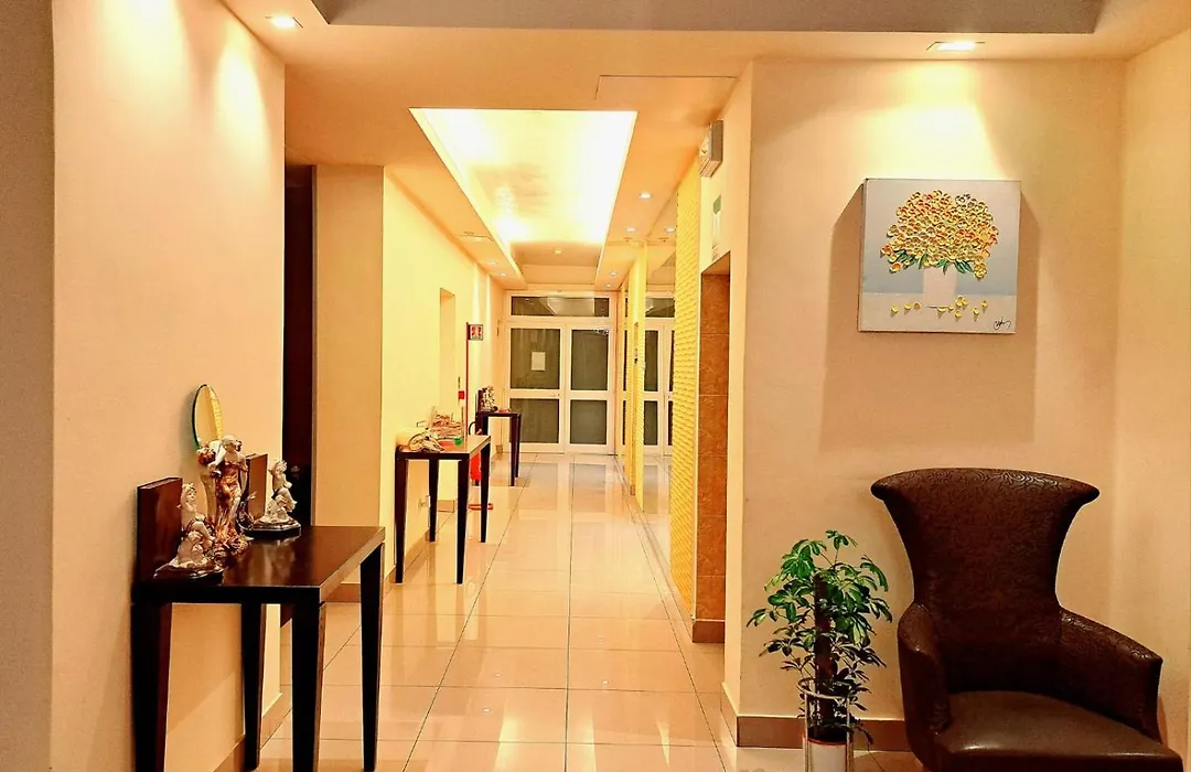 Hotel Laguna Residence-1