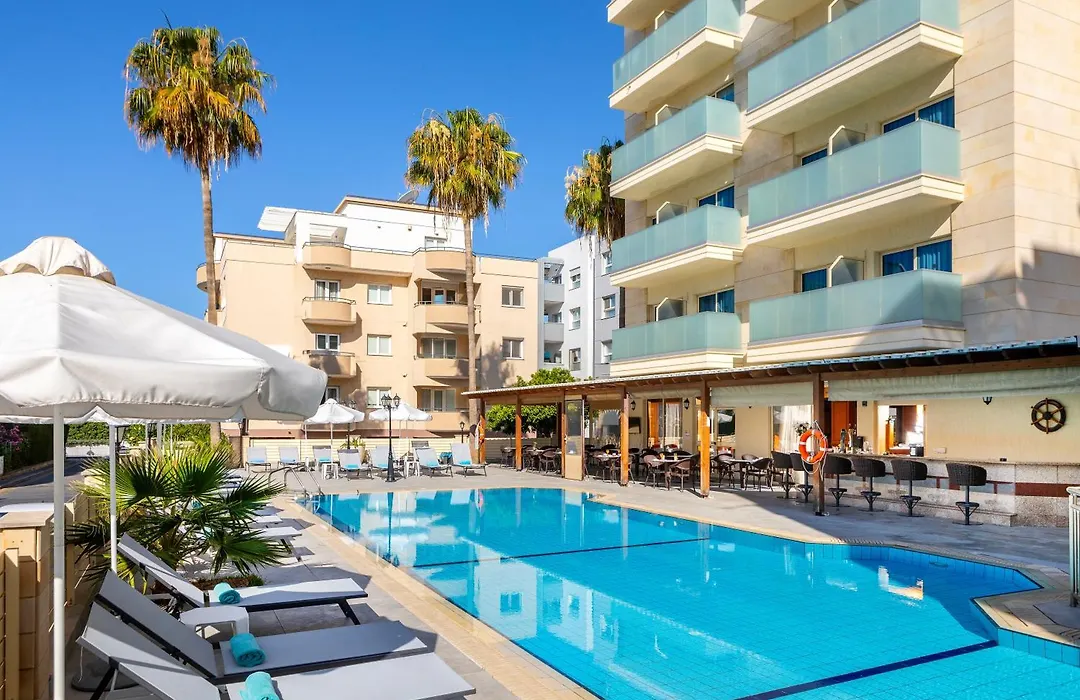 Kapetanios Limassol Hotel-1