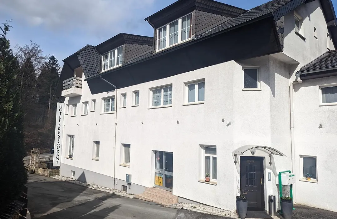 Hotel Eiserner Anton-1