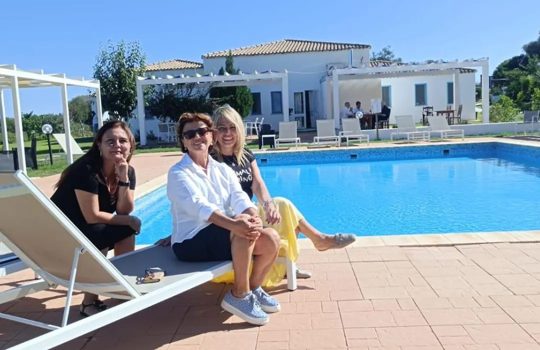 Hotel Baia Cea-1