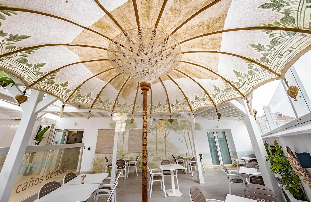 Hotel - Restaurante La Breña-1