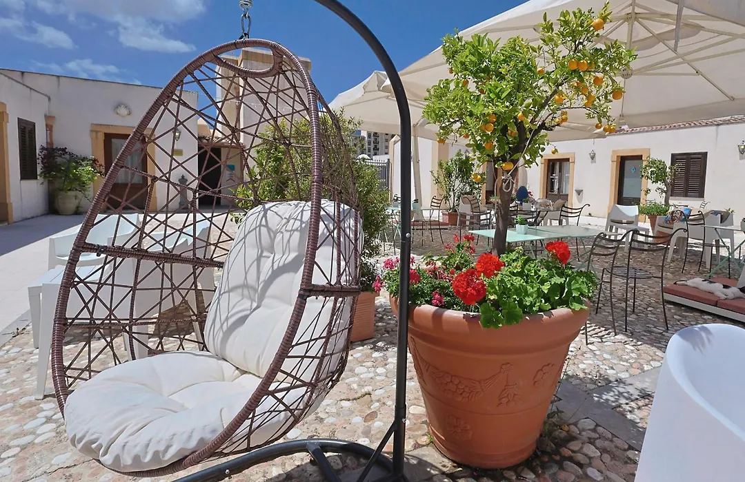 Hotel Villa Lampedusa-1
