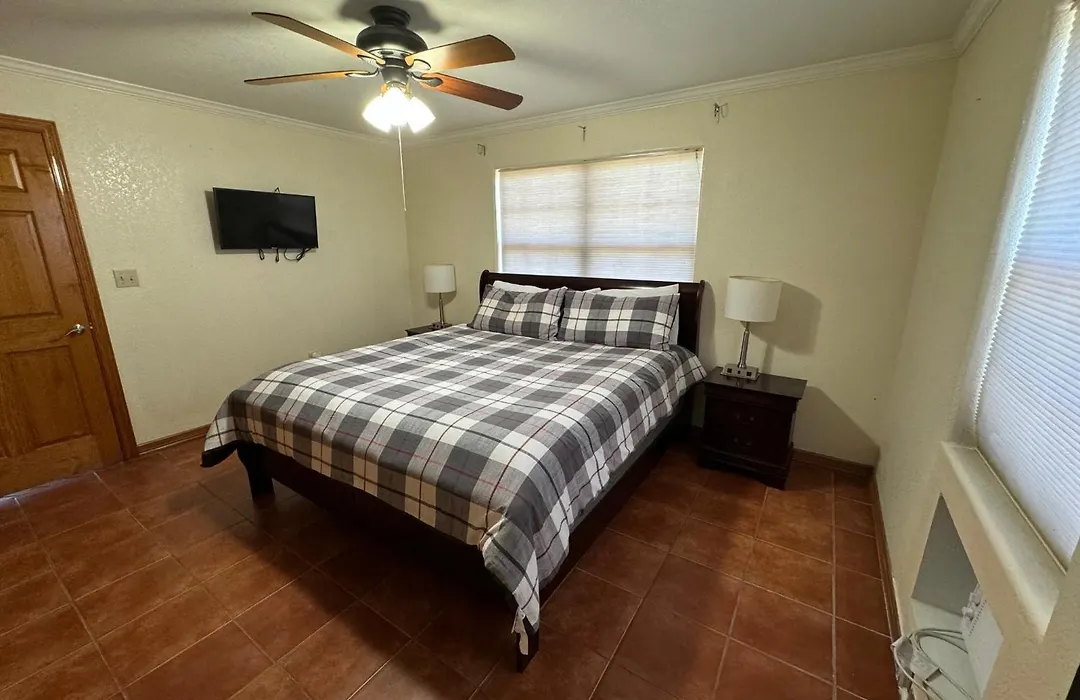 Southwind Inn-1