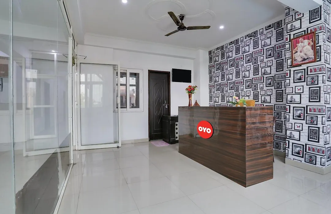 Oyo Flagship 81389 Susant Place-1