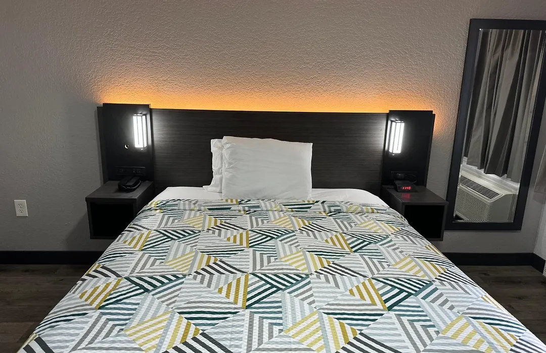 Studio 6 Extended Stay - West Palm Beach, Fl-1