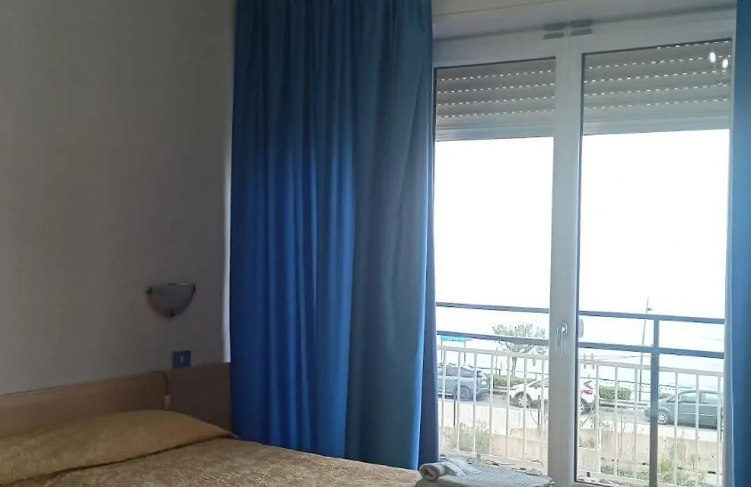 B&B Solana-1