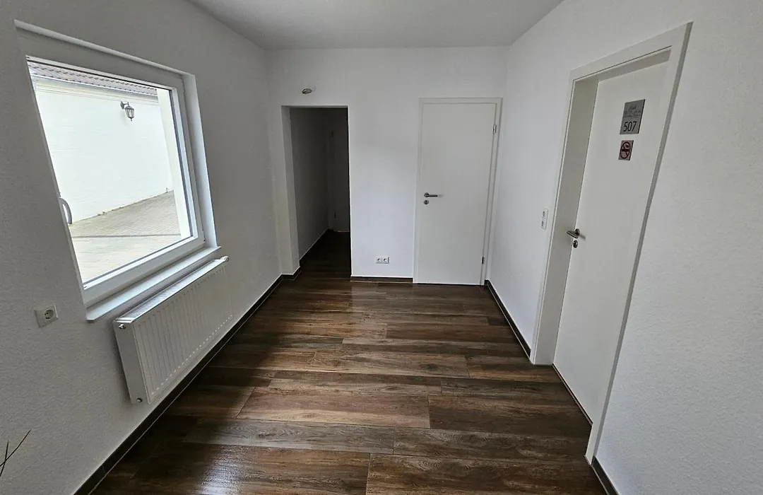 Hotel Dorfkrug Büsum - günstige Altbauzimmer Am Oland-1